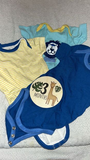 Bodies garçon 3 mois