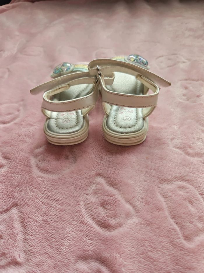 Sandales fille avec coeur pailettes - photo numéro 4