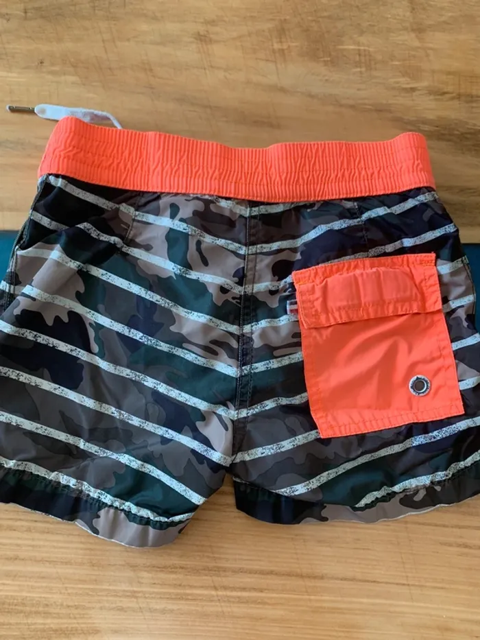 Maillot de bain short Jott taille 6/8 ans - photo numéro 6