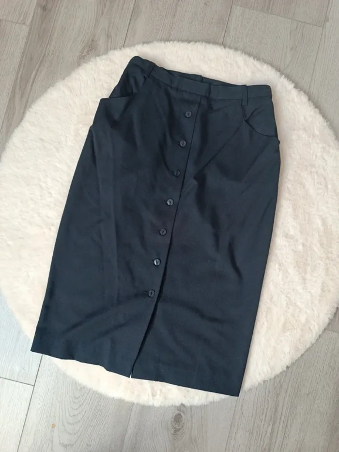 Jupe vintage noire boutonnée Cristel taille 40 (midi)