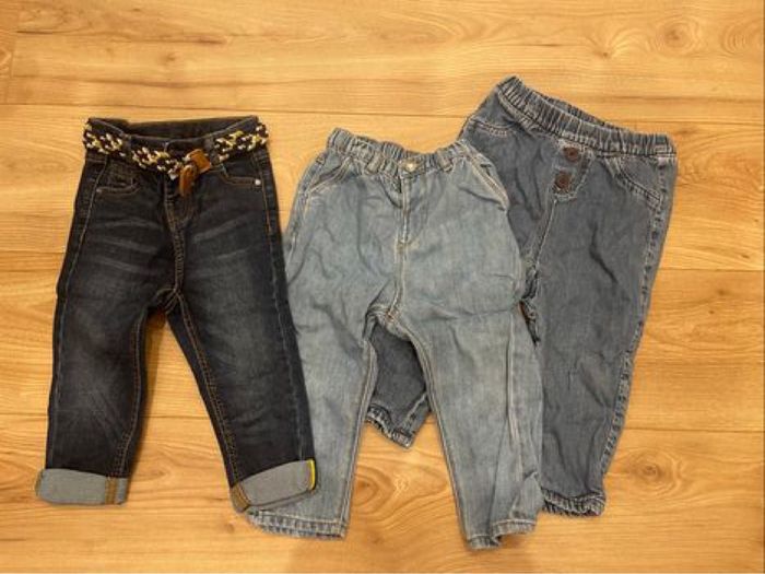 Lot jeans tape à l’œil