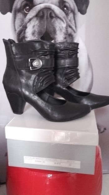 Bottines neuves noires