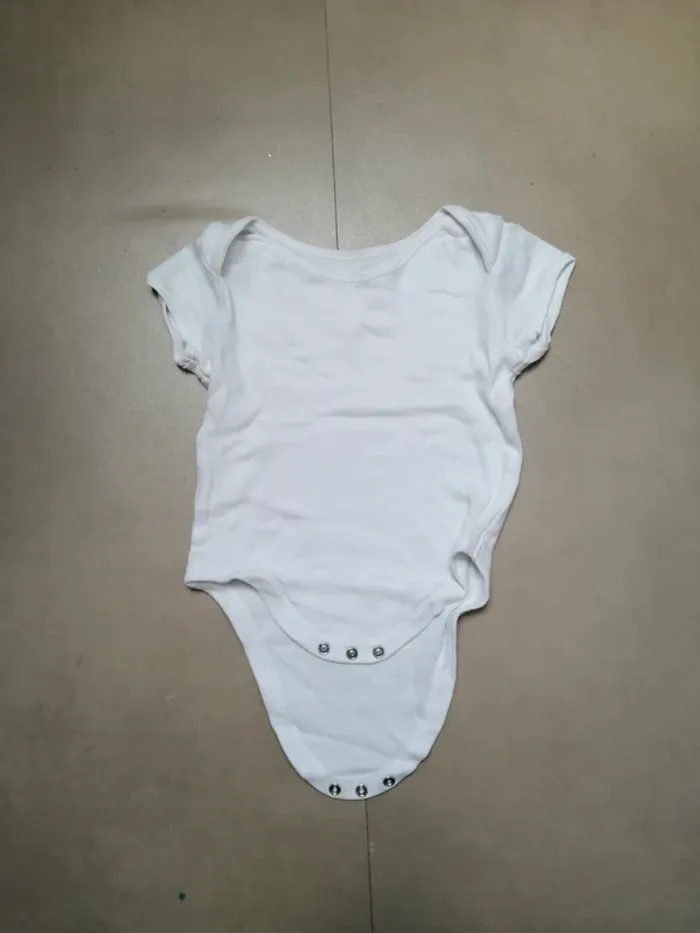 Body bb 12-18 mois lot de 7 - photo numéro 2