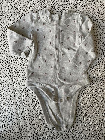 Body gris chine à motif