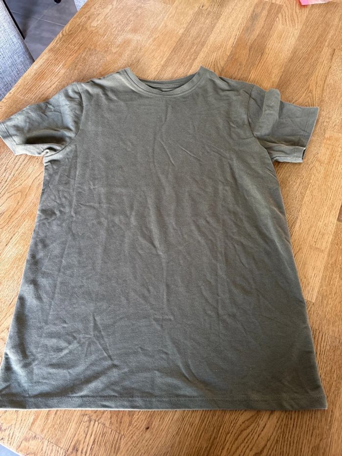 Tshirt kaki garcon 11-12 ans