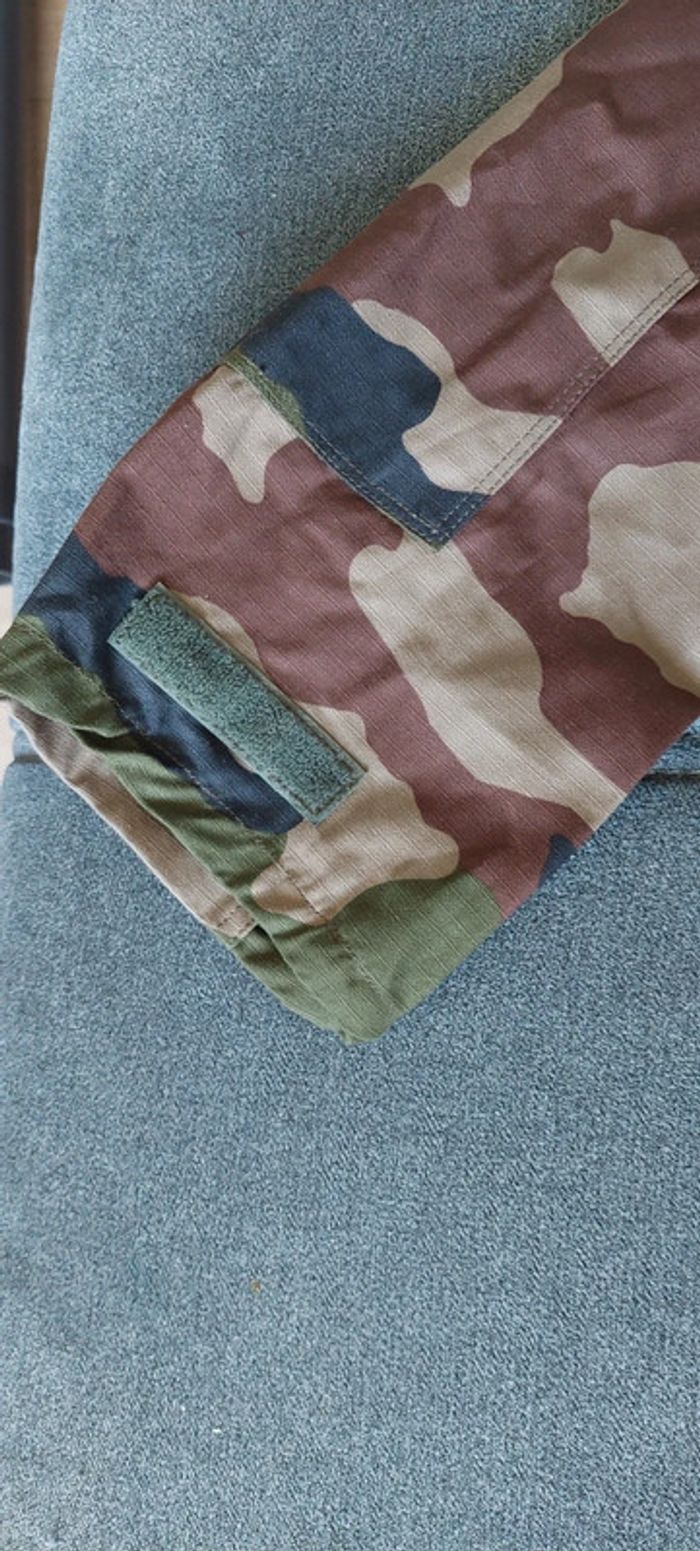 Treillis veste et pantalon t4 - photo numéro 3