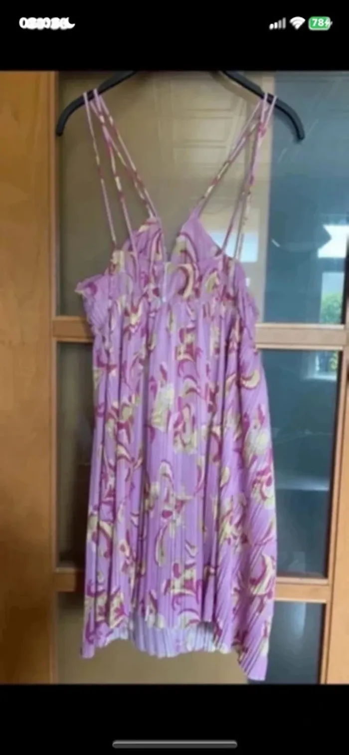 robe dos nu  d’été ZARA taille L rose imprimé jaune - photo numéro 3