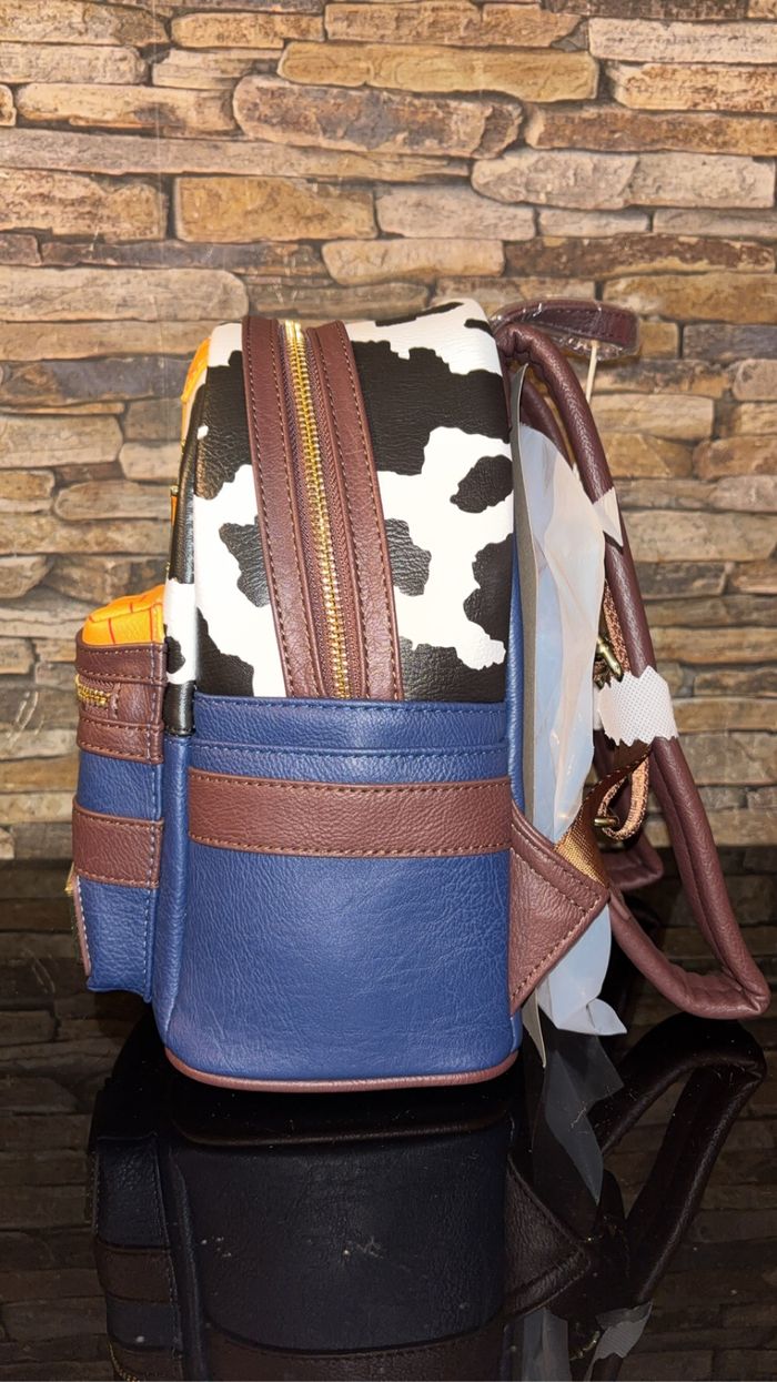 Sac à dos Loungefly Woody Toy Story Disney - photo numéro 4