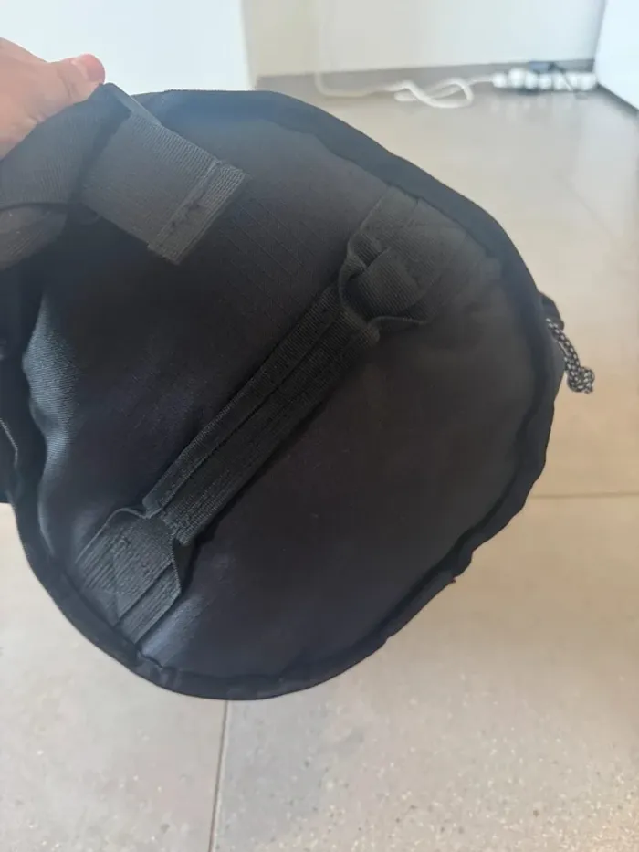 Cargo bag black Reyes, très bon état, 55x30x30cm valeur 80€ - photo numéro 2