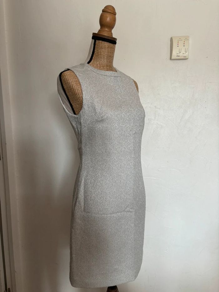 Très jolie robe h&m taille 38 - photo numéro 4