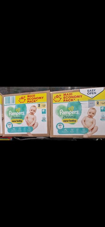 Les couches pampers taille 2