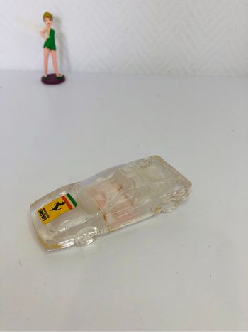 Presse-papiers Ferrari en verre