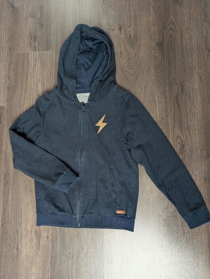 Gilet à capuche