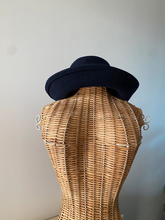 Chapeau femme en laine bleu marine - photo numéro 2
