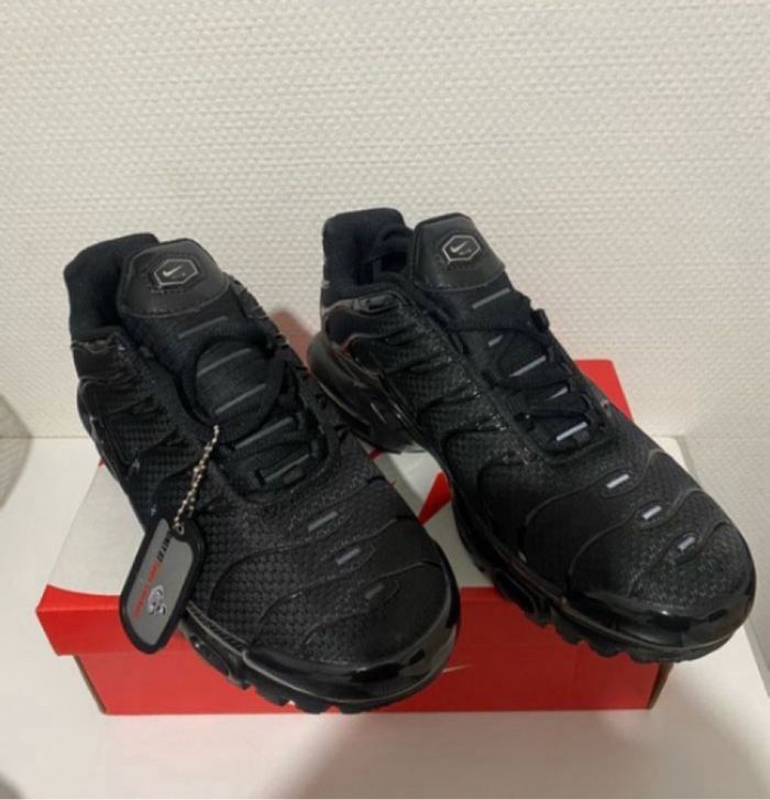 Basket nike tn enfant - photo numéro 3
