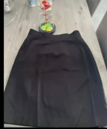 🖤 Élégante jupe noire 🖤