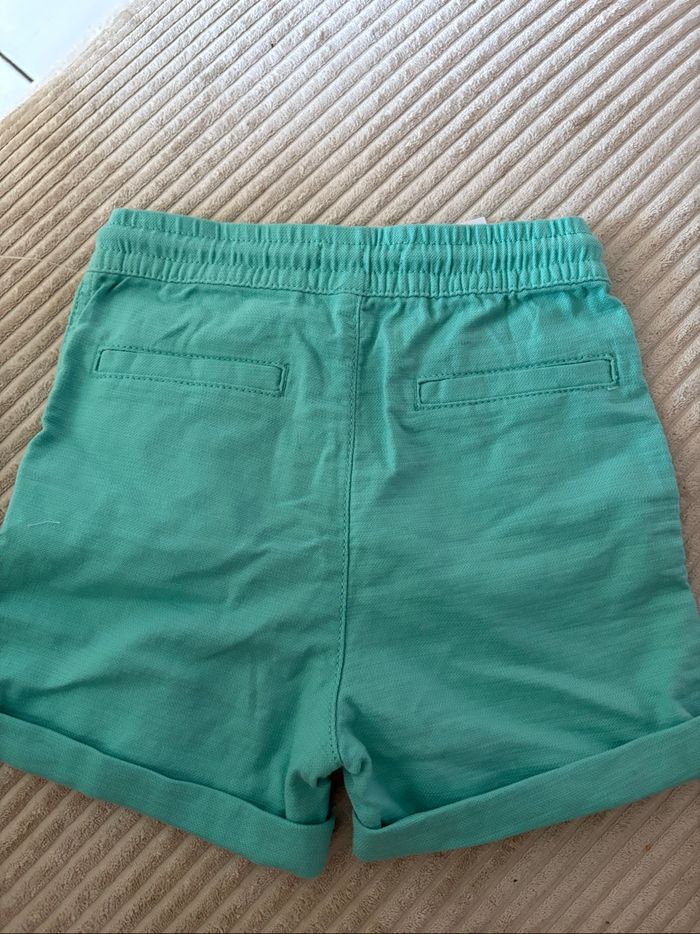 Short, neuf. - photo numéro 2