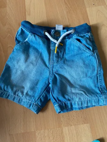 Short en jeans Z Grain de blé Taille 12 M =74 cm