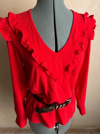 Blouse fluide volants col V T38