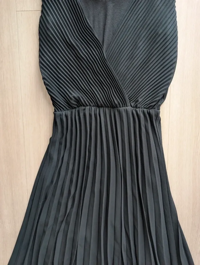 Robe longue plissée - photo numéro 2