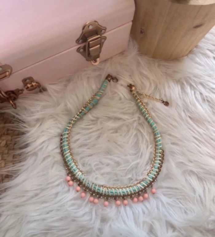 Collier coloré - photo numéro 3
