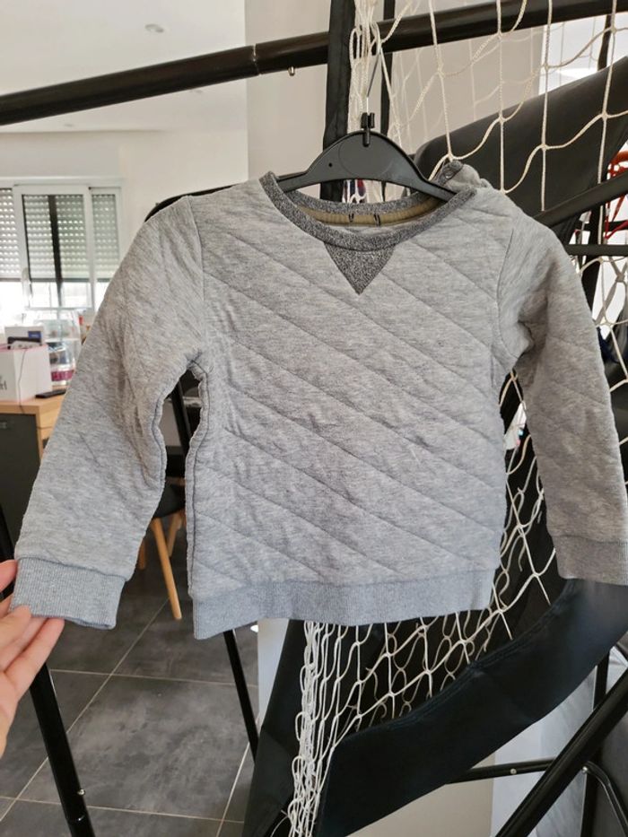 Pull 24 mois
