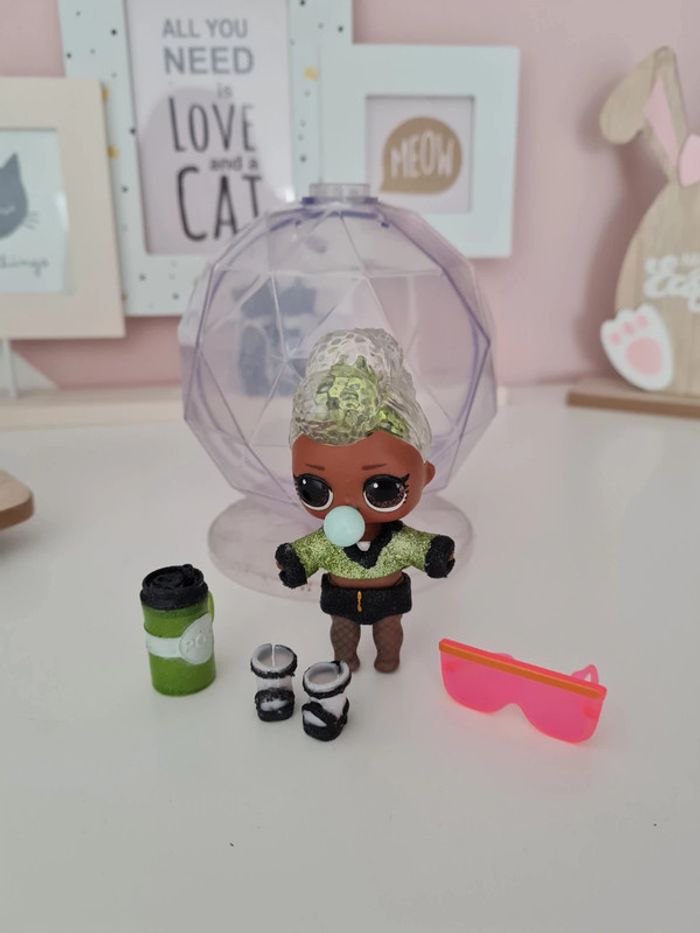 Poupée lol Glitter Globe