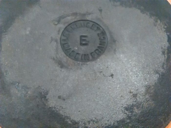 Ancienne cocotte le creuset n° E - photo numéro 6