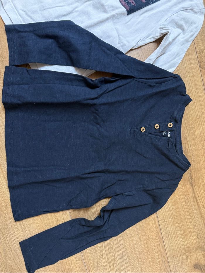 Lot tee shirt 6 ans - photo numéro 2