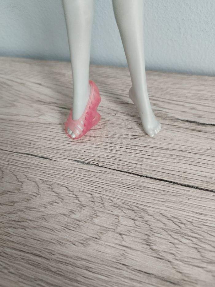 Poupée Monster high Lagoona Blue - photo numéro 3