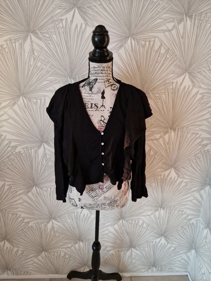 Joli haut court taille 36