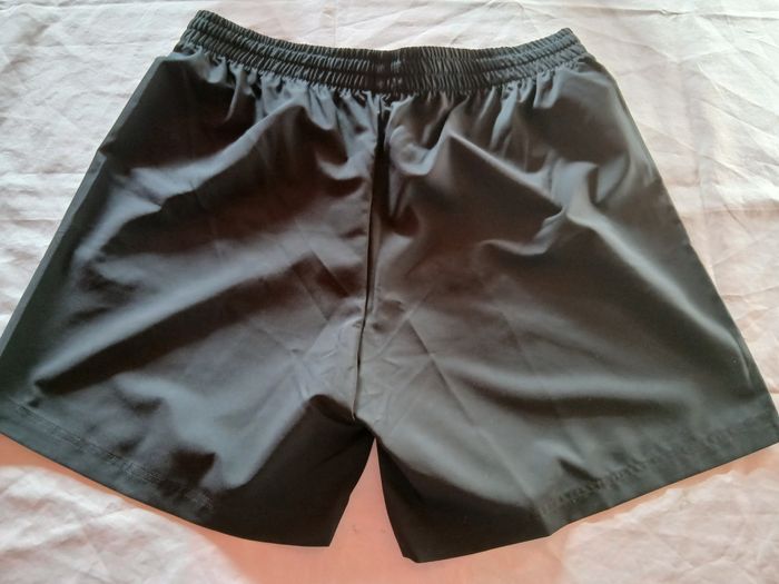 Short homme - photo numéro 5