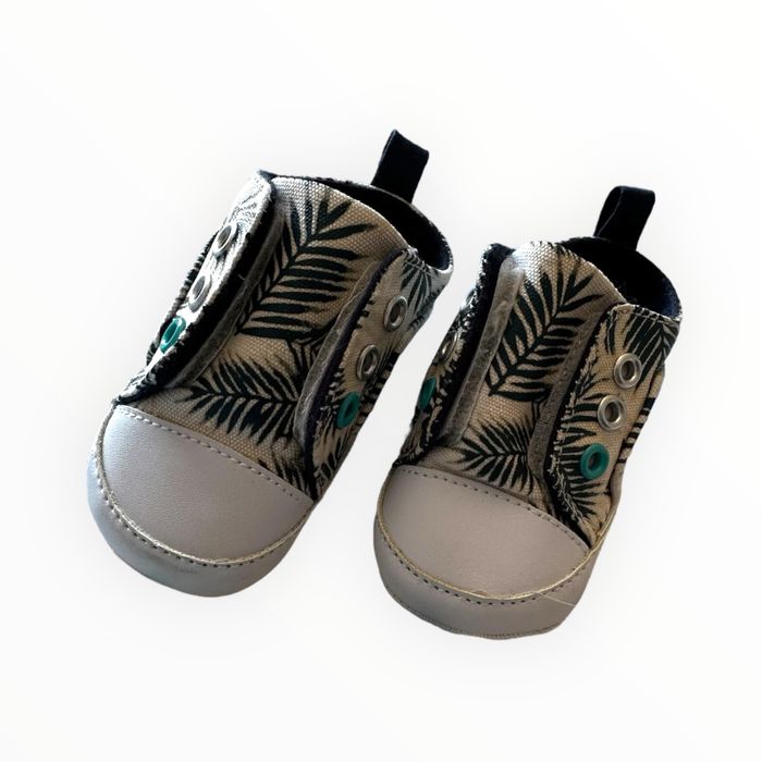 Chaussures bébé Gémo 3 - 6 mois TBE (2€) - photo numéro 4