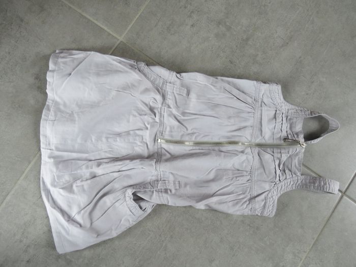 Robe grise 10 ans