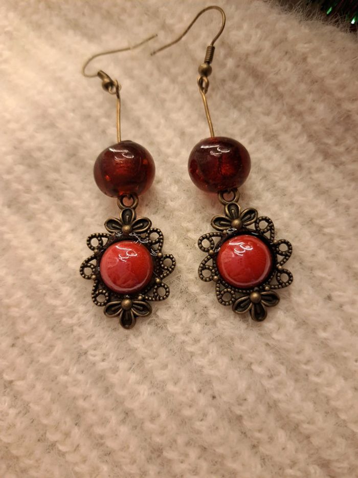 Boucles d'oreilles pendante rouge bronze - photo numéro 6