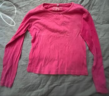 T shirt pour fille 12 ans en bon état