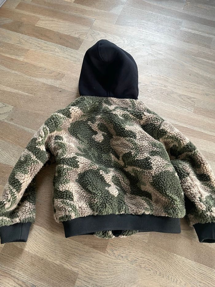 Veste militaire 8 ans très bon état - photo numéro 4