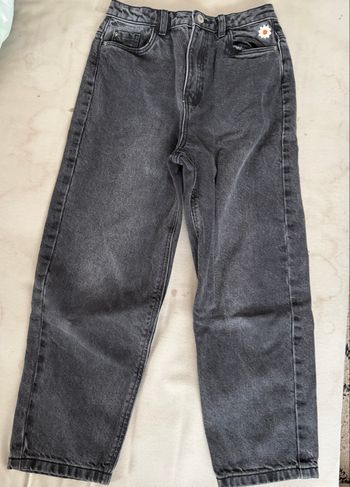 Jeans noir  épais 8 ans (128)
