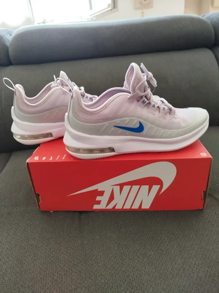 Basket fille nike air max axis lila et gris - photo numéro 3
