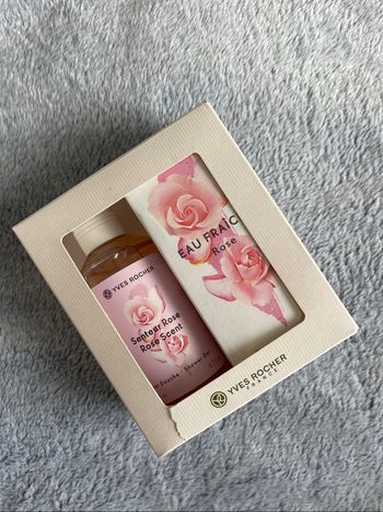 Coffret parfum eau fraîche rose + gel douche yves rocher
