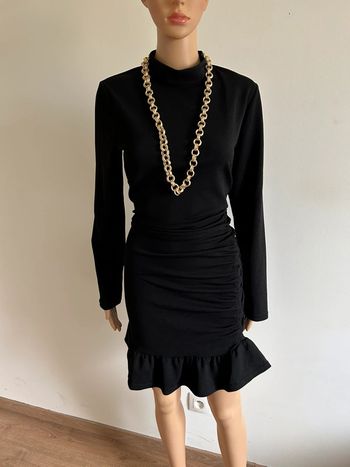 Robe noire neuve à manches longues Morgan taille 42 (valeur 70€)