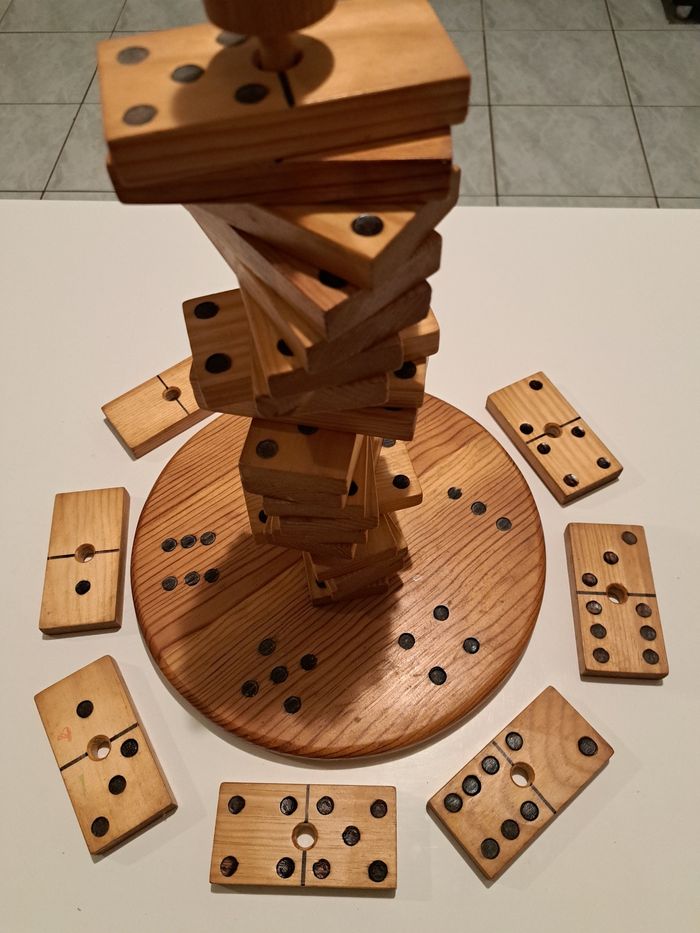 Jeu dominos en bois