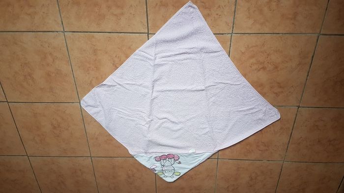 Sortie de bain bébé fille rose Mots d'enfants