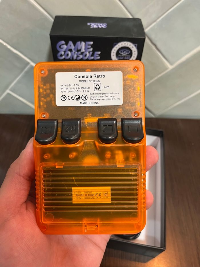 Console R36s - photo numéro 7