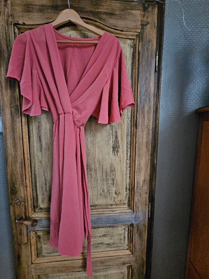 Robe fluide rose - photo numéro 3