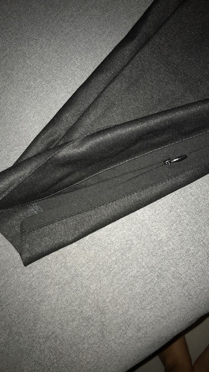 Pantalon pince noir brillant kookai taille 38 - photo numéro 3