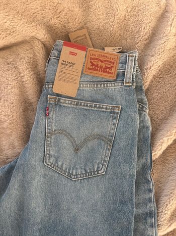 Jean Levis Wide Leg Baggy