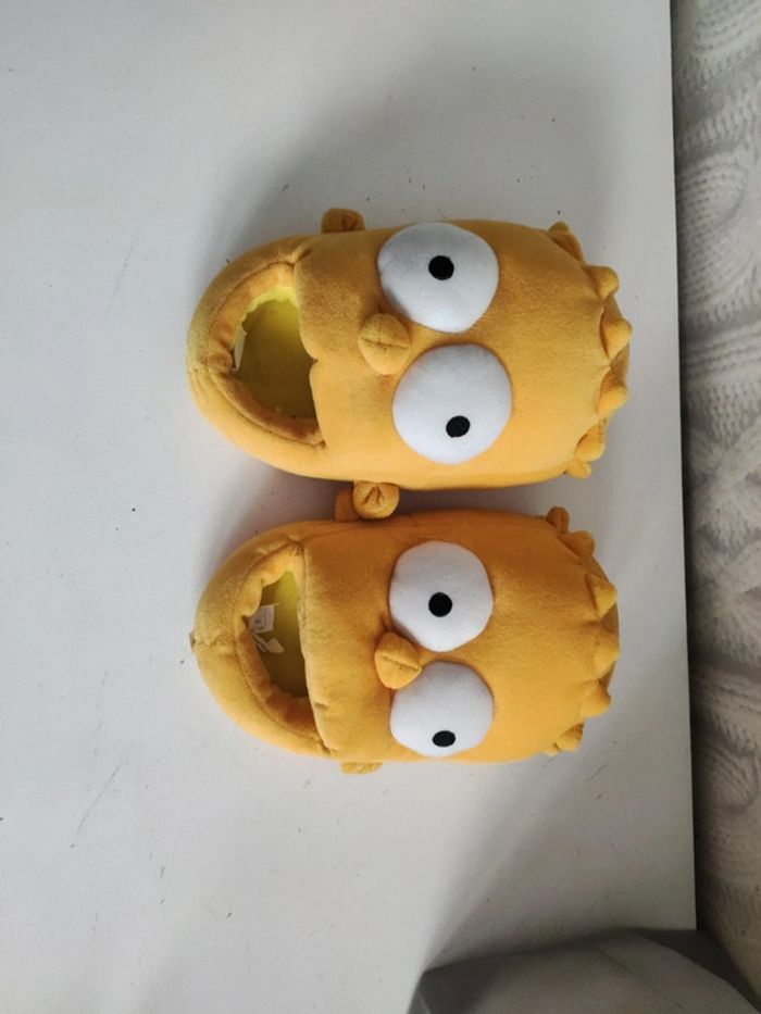 Chaussons enfants the Simpsons pointure 32 - photo numéro 3