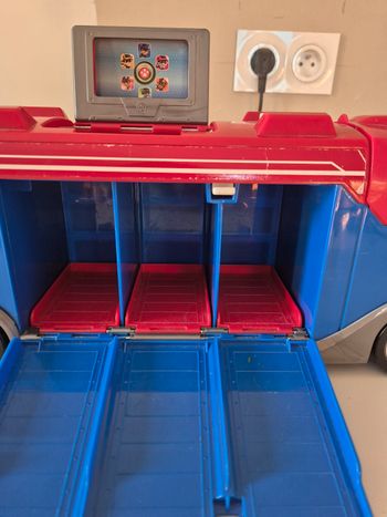 Véhicule pat'patrouille.