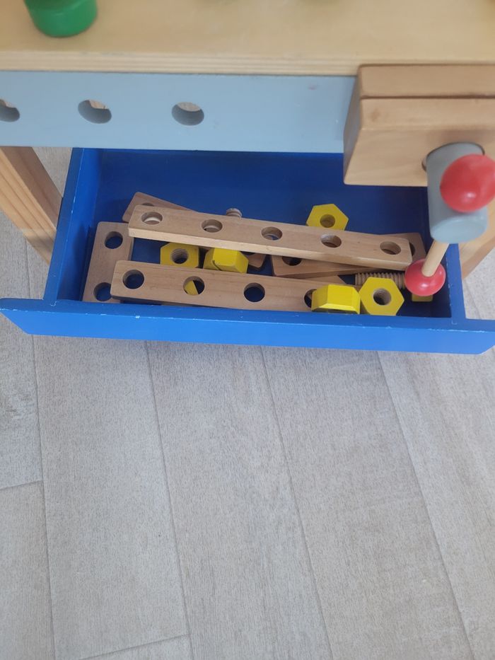 Établi en bois avec outils 🔧 - photo numéro 4